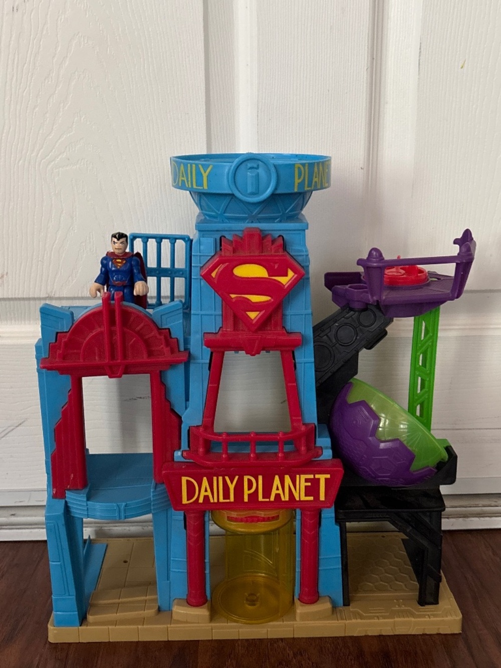 Superman Daily Planet Imaginext play set